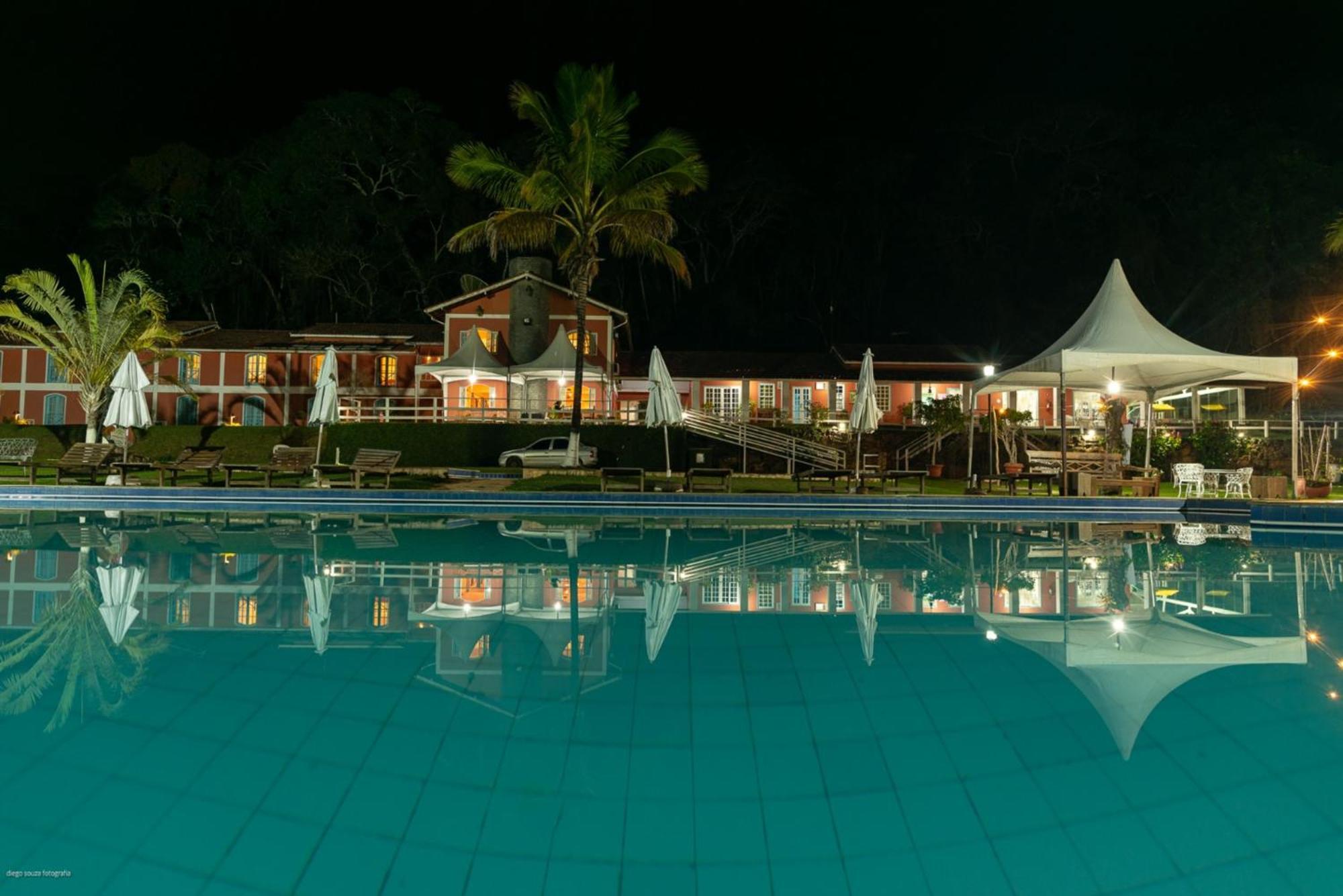 Hotel Fazenda Cachoeiras De Cavaru Васорас Экстерьер фото